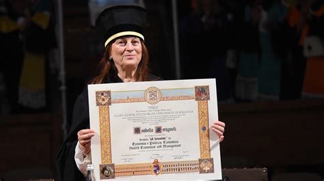 Laurea Ad Honorem Per Isabella Seragnoli