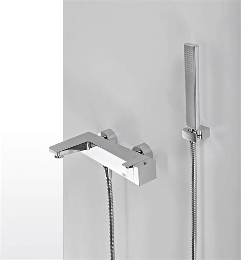 Modern Echo Wall Mount Tub Filler Hydrology