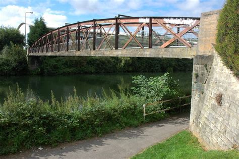 Fieldings Road Bridge Over The River © Philip Halling Geograph