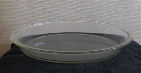 Pyrex Large Round Platter