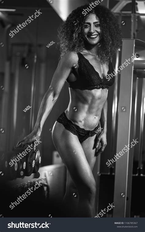 Womans Body Bodybuilder Gym Sexy Lingerie Stock Photo 1106785367 Shutterstock