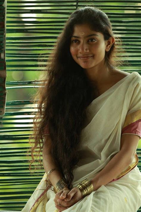 Sai Pallavi Most Beautiful Photos And Cute HD Wallpapers - IndiaTelugu.Com