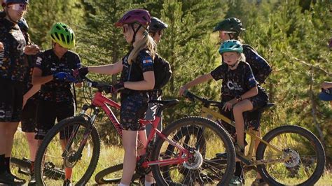 The Cycle Effect mentors girls on mountain biking | 9news.com