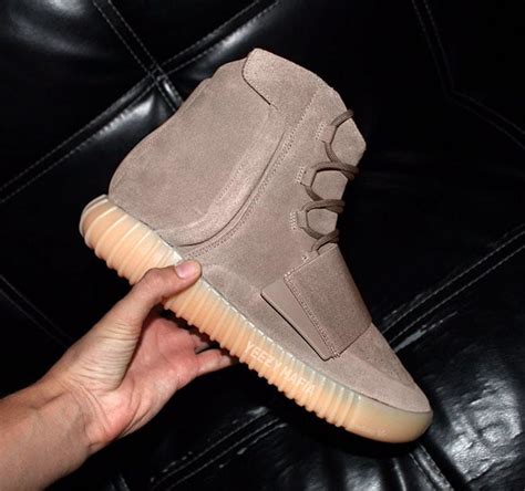 Venta Adidas Yeezy 750 Chocolate Precio En Stock