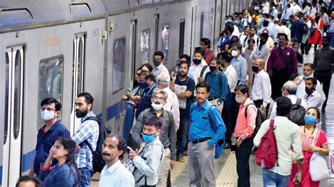 Mumbai Commuters Divided As Western Railway Set To Introduce 8 More AC