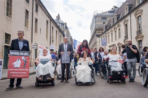 Allocation Adultes Handicapés Le Montant De Laide Revalorisé Le 1er