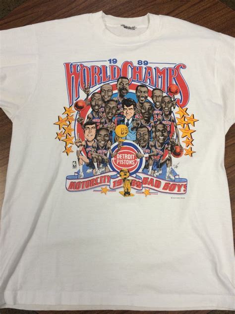 Vintage 1989 Detroit Pistons Motor City Bad Boys Nba World Champs T