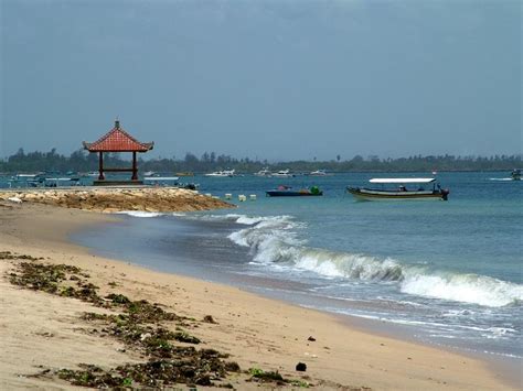 Pantai Tanjung Benoa Pusat Wisata Air