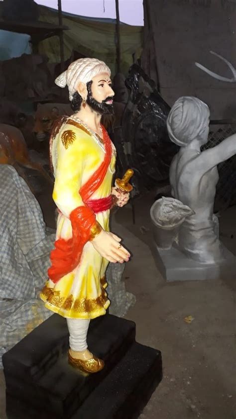 Custom Fiber Chhatrapati Shivaji Maharaj Statue For Interior Decor At