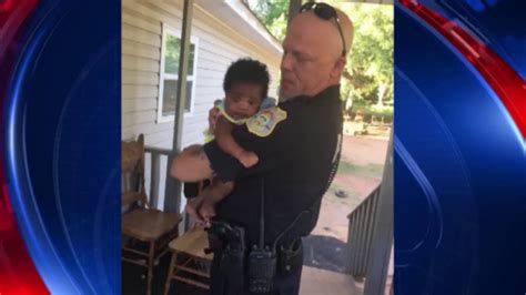 Officer Saves Baby From Chocking Youtube