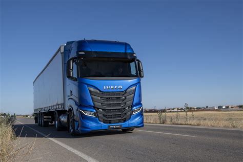 Iveco Launches New Iveco S Way The Connected Driver Centric Long