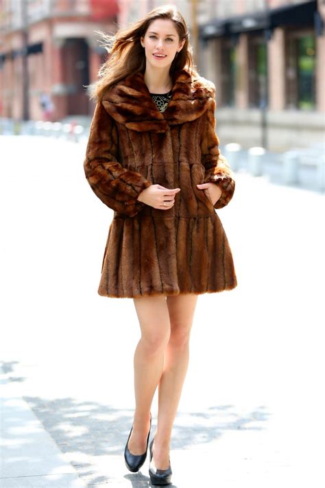 Chic Ways To Wear Faux Fur Coats Pretty Designs