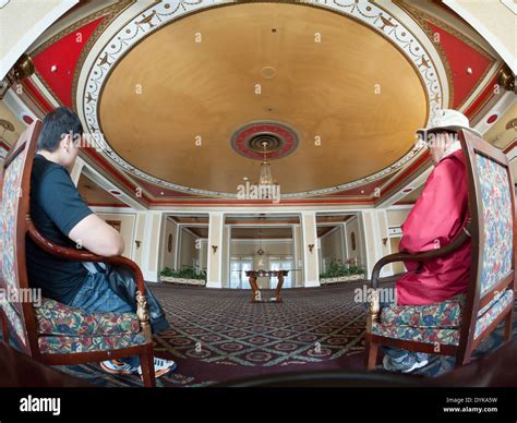 Historic bessborough hotel interior hi-res stock photography and images ...