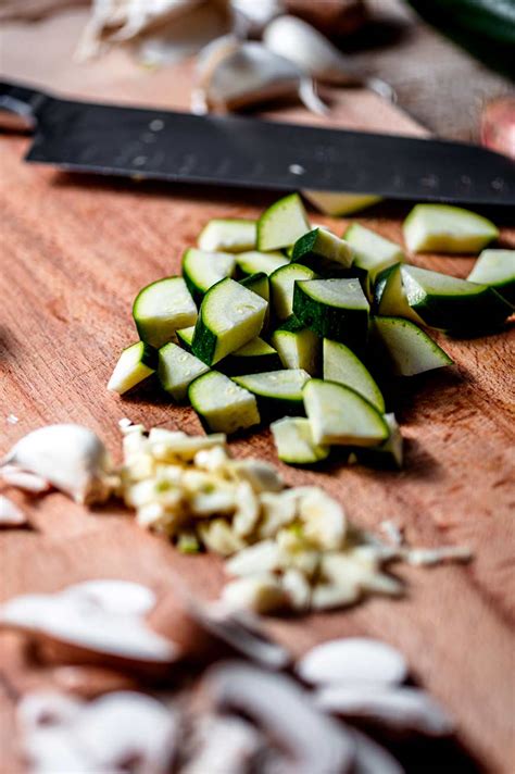 One Pot Creamy Zucchini Mushroom Pasta