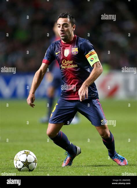 Xavi Hernandez Hi Res Stock Photography And Images Alamy