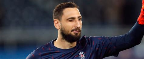 Saint Tienne Les Compos Officielles Donnarumma Pr F R Navas Crumpe