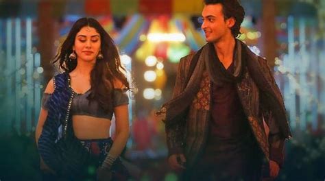 Loveyatri Aayush Sharma Warina Hussain Groove To The Festive Beats Of