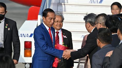 Presiden Jokowi Tiba Di Jepang Untuk Hadiri Ktt G Dubes Heri