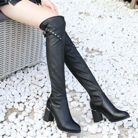 Knee Hign Boots Women Newest Metal Buckle Rivets Womens Booties Round