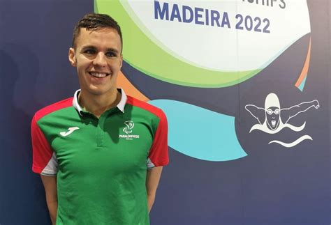 Marco Meneses Estabelece Novo Recorde Nacional Nos 100m Livres E 200m