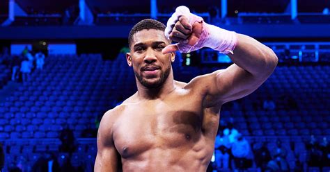 British Boxing Legend Tells Anthony Joshua To Quit Blaming Fans: "Stop ...