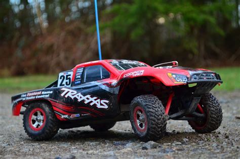 5 Best Traxxas RC Cars and Trucks to Buy in 2023