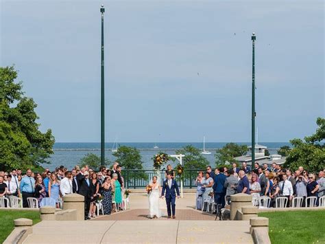 13 Lake Michigan Wedding Venues For A Waterside Event