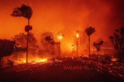 Cronaca Meteo California Soffiano Ancora I Venti Di Santa Ana Ma