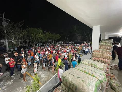 Mst Doa Mais De Toneladas De Alimentos Para O Programa Bahia Sem Fome