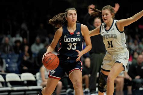 Usc Vs Uconn Women S Basketball Sarah Shirleen