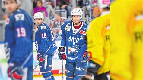 Tom Kühnhackl hat bei den Adlern Mannheim einen Vertrag für