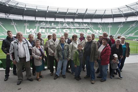 Nasi Czytelnicy Zwiedzali Stadion Miejski Zdj Cia Gazeta Wroc Awska