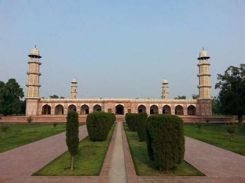 Most Famous Tombs In The World Most Today