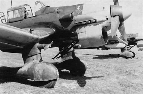 Ju 87 R 2 Stuka Wings Tracks Guns