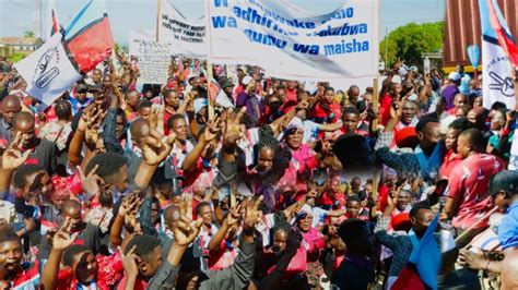 Nyomi Ya Maandamano Ya Chadema Mbowe Slaa Lissu Watikisa Mbeya Haijawai