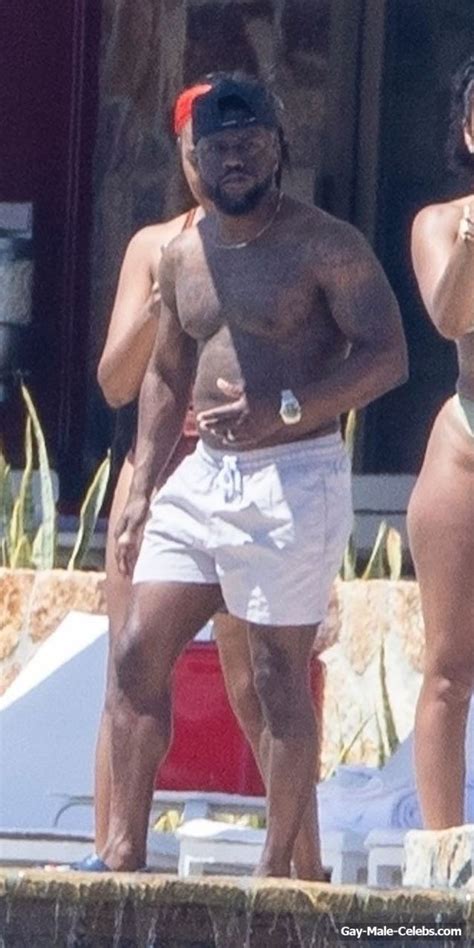 Kevin Hart Shirtless Beach Photos AlbumPorn