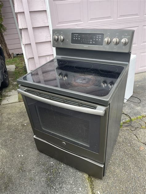 Free Stove for Sale in Burien, WA - OfferUp