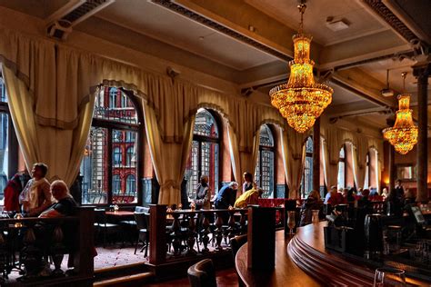 Banco Rotto Place Inside Old Bank Building From The Times Flickr