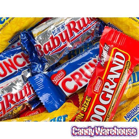 Nestle Fun Size Candy Bars Assortment: 140-Piece Bag | bestcandyshop