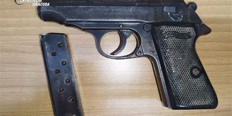 Avola In Giro Con Pistola E 100 Grammi Di Cocaina Commerciante