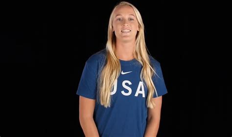 Sara Hughes Signs 10-Year Beach Volleyball Deal with Nike - Volleyball News