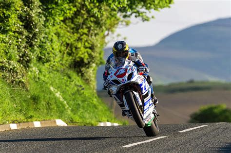 guy martin isle  man tt bike legend guy martin believes