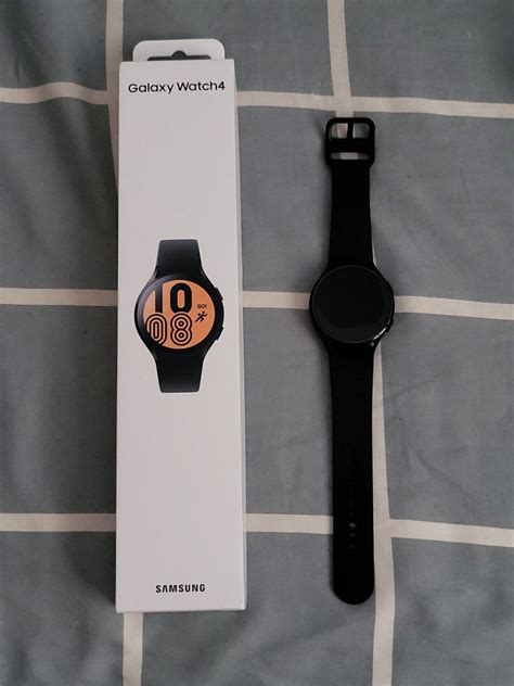 Samsung Galaxy Watch 4 Black 44m, Mobile Phones & Gadgets, Wearables ...