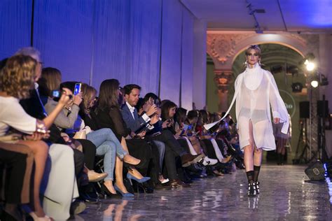 Desfile De Marcas Aragonesas En La Arag N Fashion Week