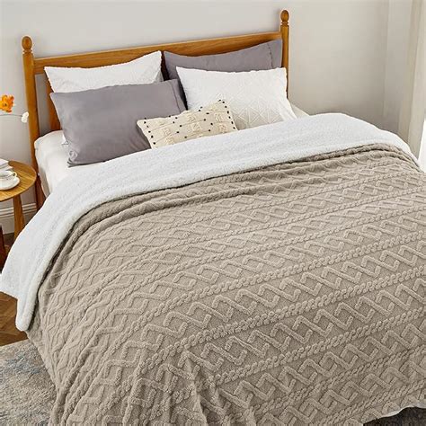 Bedsure Sherpa Queen Size Blanket For Bed Fuzzy Soft Cozy Blanket