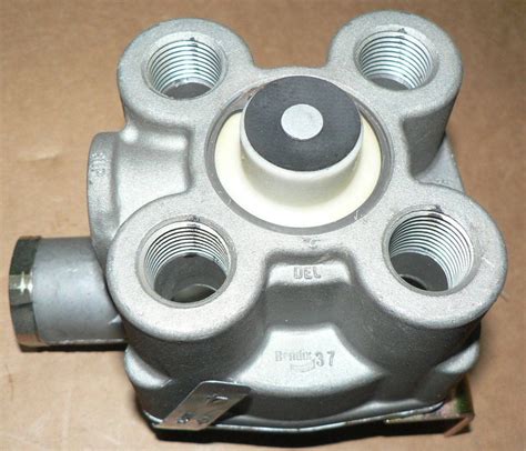 Bendix Sr 5 Trailer Spring Brake Valve 109270 — G Cor Automotive