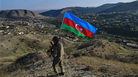 Azerbaycan Savunma Bakanlığı Ermenistan bölgede gerilim peşinde M5