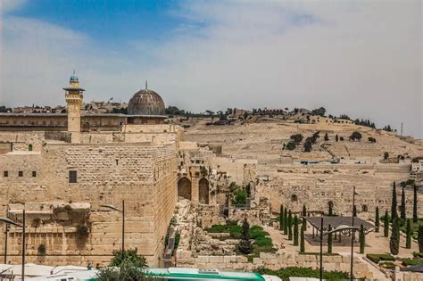 Masjid Al Aqsa Tempat Suci Dan Religius Umat Islam Sedunia Yang