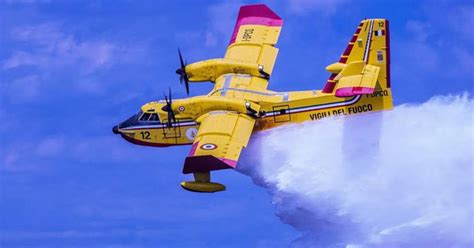 Incendio Boschivo Ad Avigliano In Azione Due Canadair