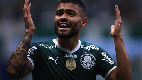 Palmeiras Informa Que Bruno Tabata Tem Constatada Uma Les O Na Coxa